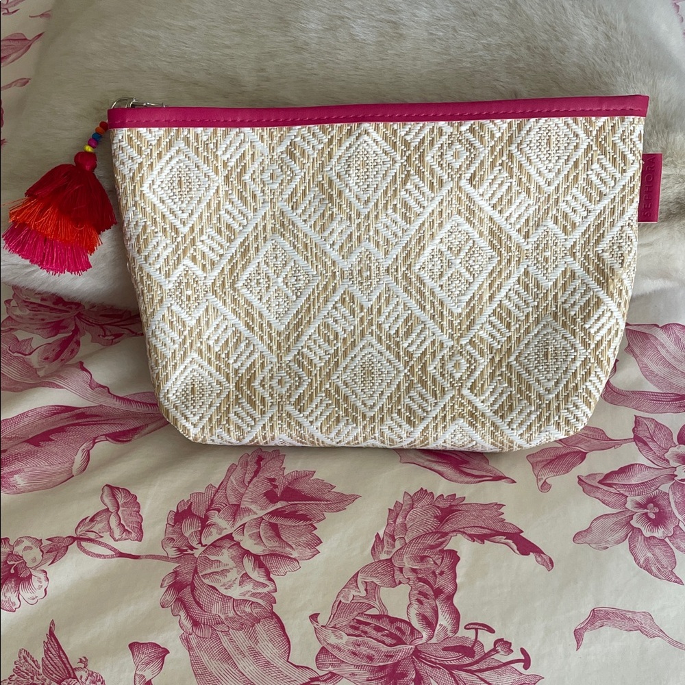 🏝️Big $8 Sale🏝️ Sephora Beige and Pink Cosmetic Bag
